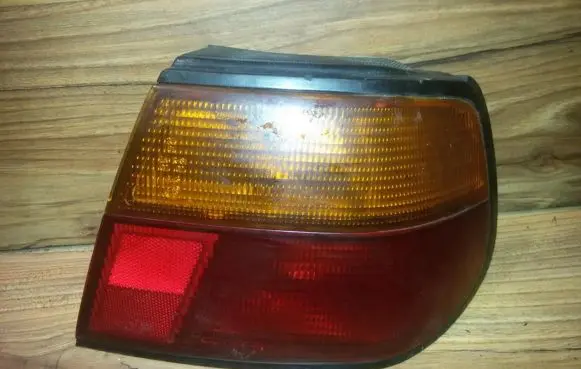 Nissan Almera Rear/tail lights