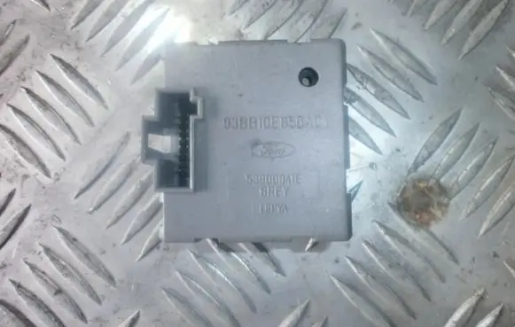 Ford Mondeo MK I Other control units/modules 93BB10E850AC 5390004IE