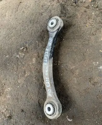 Mercedes-Benz E W211 Rear upper control arm/wishbone