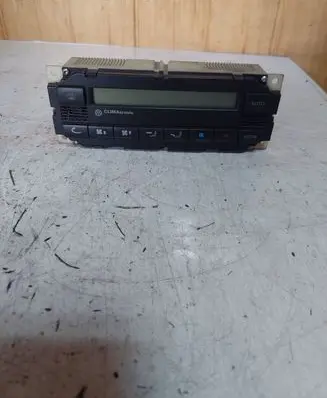 Volkswagen Golf IV Climate control unit 3B1907044A 5HB00761702