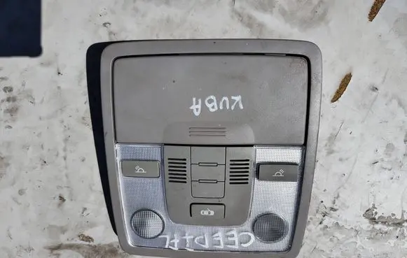 KIA Ceed Headlining lighting console trim 9282701H000
