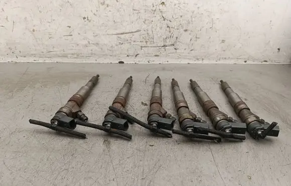 BMW 5 E60 E61 Fuel injectors set 0445110212 7794652