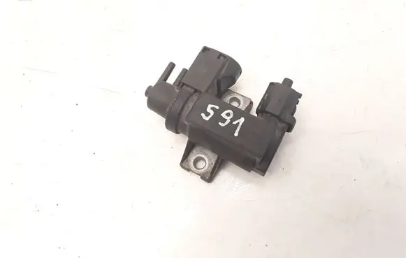 Toyota Avensis T250 Vacuum valve 258190R010