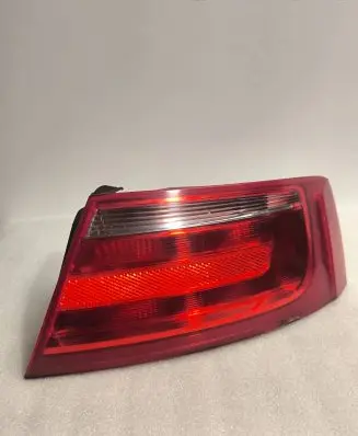Audi A5 8T 8F Rear/tail lights 8T0945096