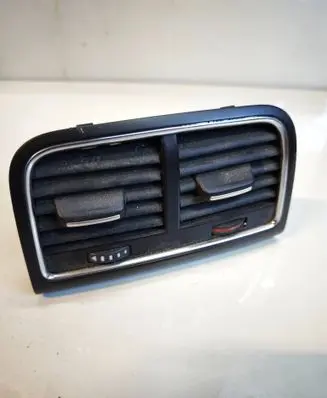 Audi A4 S4 B8 8K Rear air vent grill 8K0819203