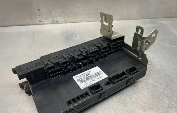 Mercedes-Benz C W203 Comfort/convenience module 2035452401 5DK00848641