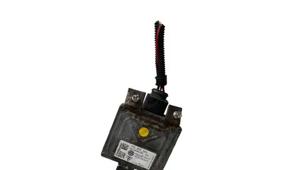 Volkswagen Touareg II Fuel injection pump control unit/module 7P0906093 A2C53355730