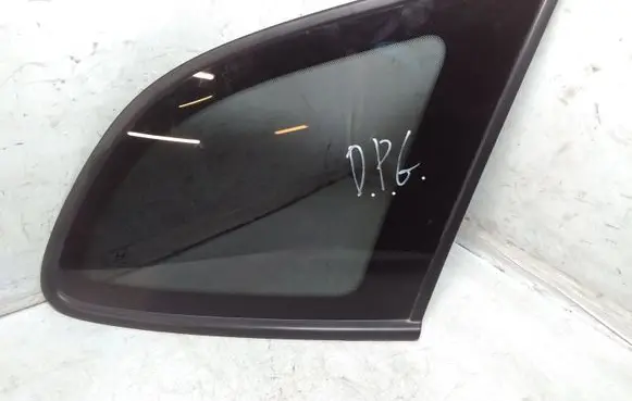 Hyundai Santa Fe Rear side window