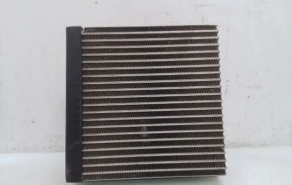 Volkswagen Fox Air conditioning (A/C) radiator (interior) 