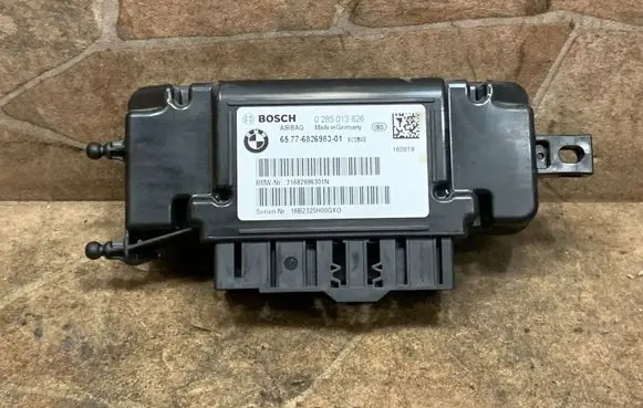 BMW 3 F30 F35 F31 Airbag control unit/module 6826983