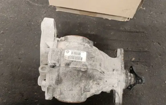 BMW X5 F15 Rear differential 7636996