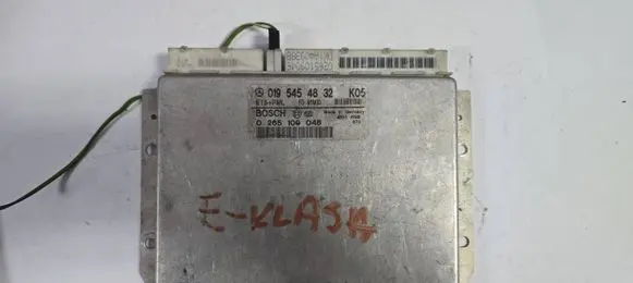 Mercedes-Benz E W210 Engine control unit/module 0265109046 0195454832 9E060199Z0