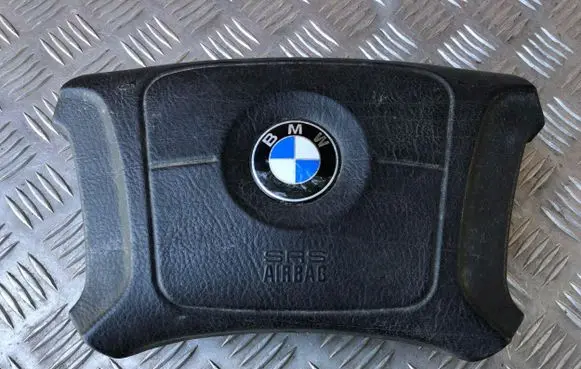 BMW 5 E39 Steering wheel airbag 565182506 331095997022 99B249SA11691
