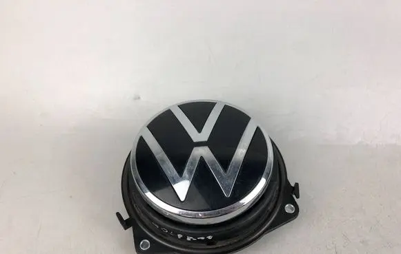 Volkswagen Golf VIII Tailgate trunk handle 5H6827469