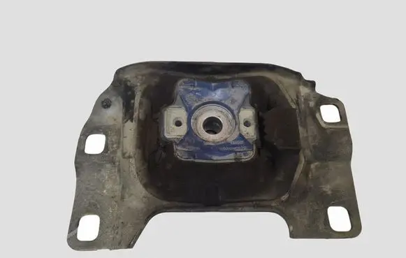 Ford Focus Engine mount bracket V617M121