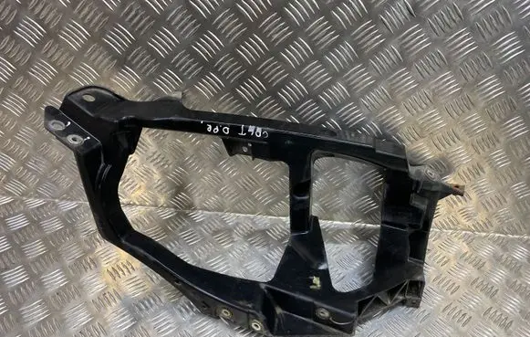 Mitsubishi Colt CZ3 Headlight/headlamp mounting bracket MN105060
