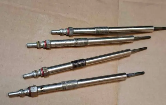 Nissan X-Trail T32 Spark plug 