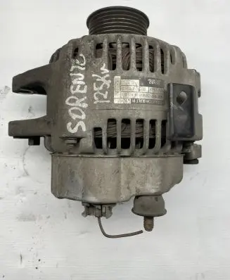 KIA Sorento Generator/alternator 373004A300