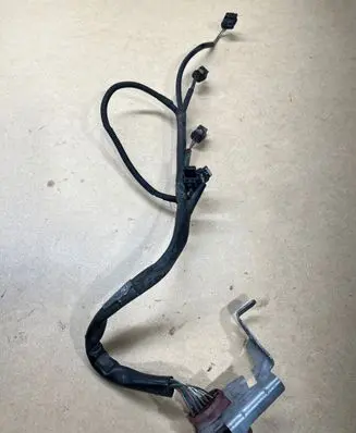 Audi Q7 4L Fuel injector wires 7P0971301A