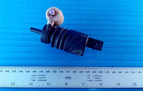 Volkswagen Transporter - Caravelle T5 Windscreen/windshield washer pump PA6GBGF30