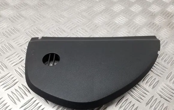 Skoda Octavia Mk2 (1Z) Dashboard side end trim 1Z0857504