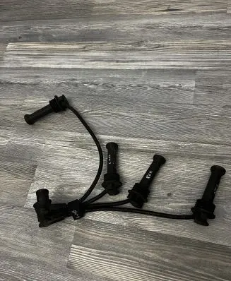Ford C-MAX I Ignition plug leads E55952G7 E5595