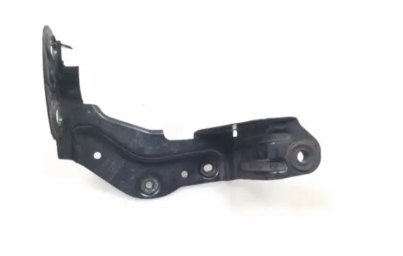Audi A4 S4 B7 8E 8H Intercooler pipe mounting bracket 8E0145813F