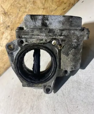 Volkswagen Touran I Throttle valve A2653099815