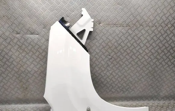 Opel Combo E Fender PRAWYPARTNEREWP