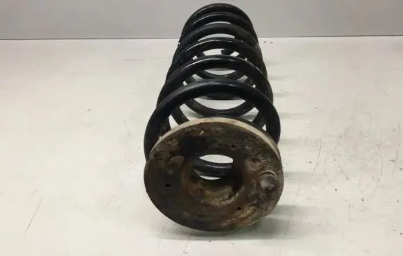 Volkswagen Touran I Rear coil spring