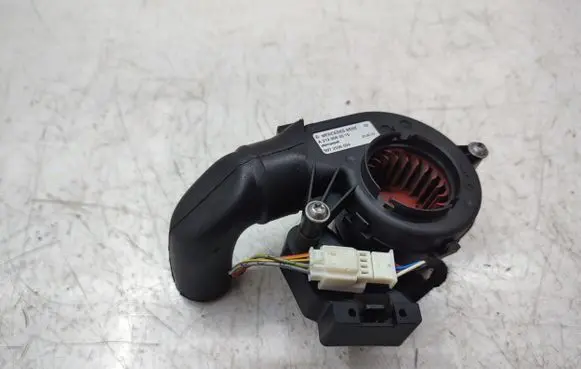 Mercedes-Benz CLS C218 X218 Engine control unit/module fan A2129060015