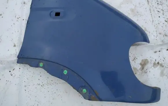 Renault Master II Fender melynas
