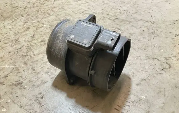 Mercedes-Benz Sprinter W906 Mass air flow meter 5WK97917 A6510900148 032011034