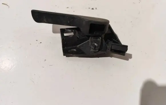 Volkswagen PASSAT B6 Engine bonnet (hood) release handle 1J1823533C