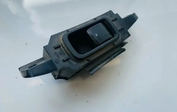 Subaru Legacy Electric window control switch r210