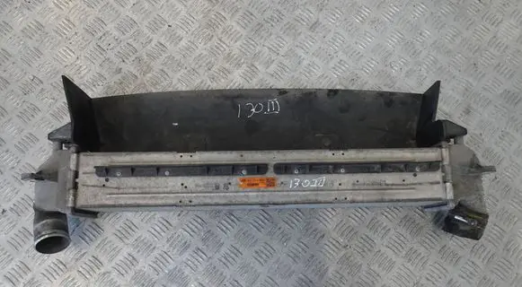 Hyundai i30 Intercooler radiator 2827003110