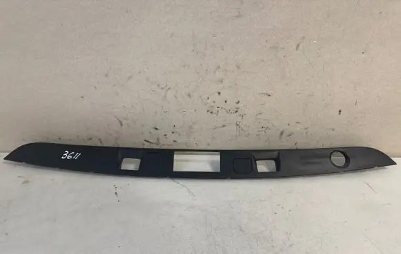 Mercedes-Benz S W221 Tailgate trim A2217580008