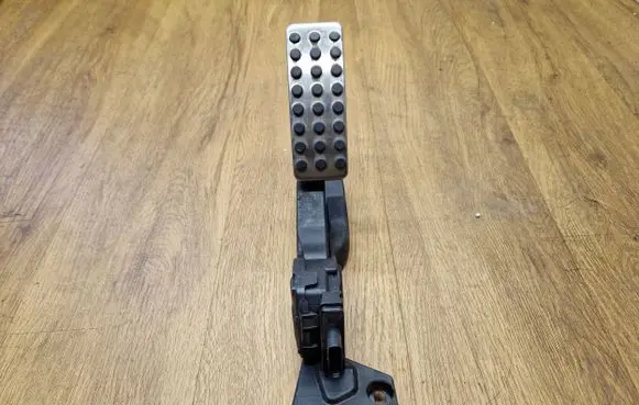 Mercedes-Benz GLE (W166 - C292) Accelerator throttle pedal A2923000100 6PV93396663 Q006ZGS001