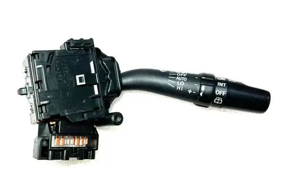 Toyota Avensis T250 Wiper control stalk 8465205170