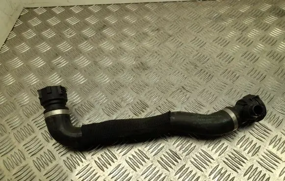 BMW 5 F10 F11 Engine coolant pipe/hose 8506089