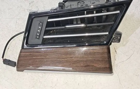 Volkswagen PASSAT B8 Dashboard side air vent grill/cover trim 3G1819701B 0925800503