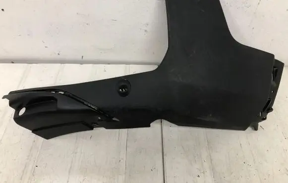 Peugeot 3008 II Front bumper corner part panel trim 9810869977