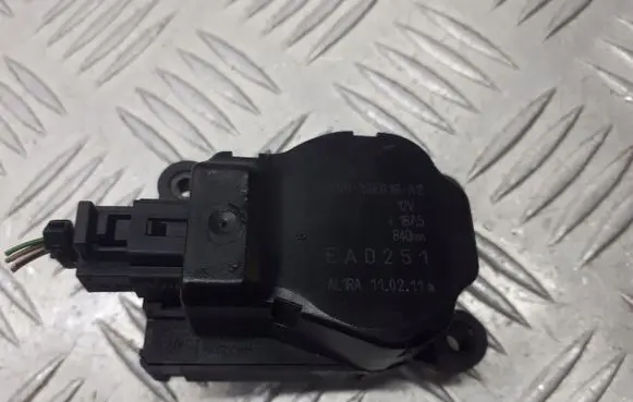 Ford Mondeo MK IV A/C air flow flap actuator/motor 