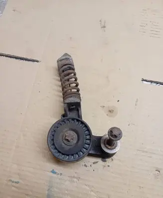 Opel Corsa D Alternator belt tensioner 