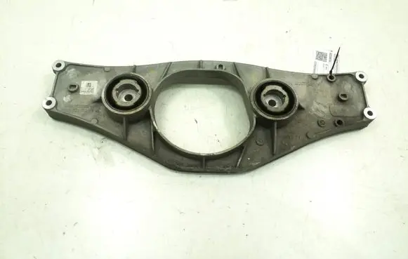 Mercedes-Benz S W222 Rear differential/diff mount bracket A2223500163