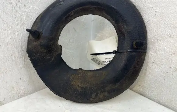Tesla Model 3 Front coil spring rubber mount 104447900E