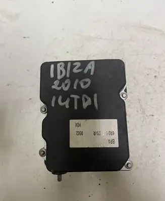 Seat Ibiza IV (6J,6P) ABS Pump 6R0907379R