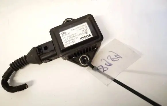 Skoda Superb B5 (3U) ESP acceleration yaw rate sensor 8e0907637a 0265005245