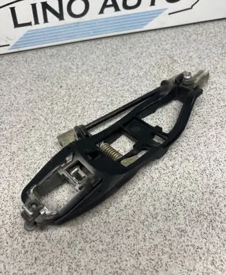 Front door exterior handle/bracket