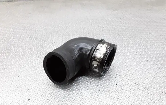 Audi A4 S4 B7 8E 8H Intercooler hose/pipe